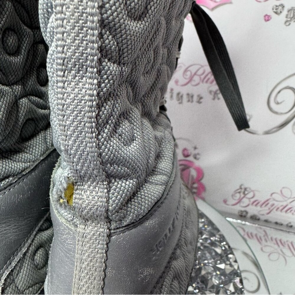 Helly Hansen Womens Gray Waterproof Snow Boots Size 6 1/2 distressed grey winter - Picture 16 of 16